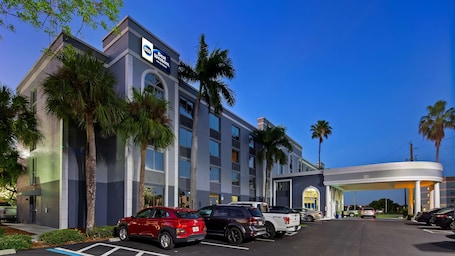 Best Western Fort Myers Inn & Suites