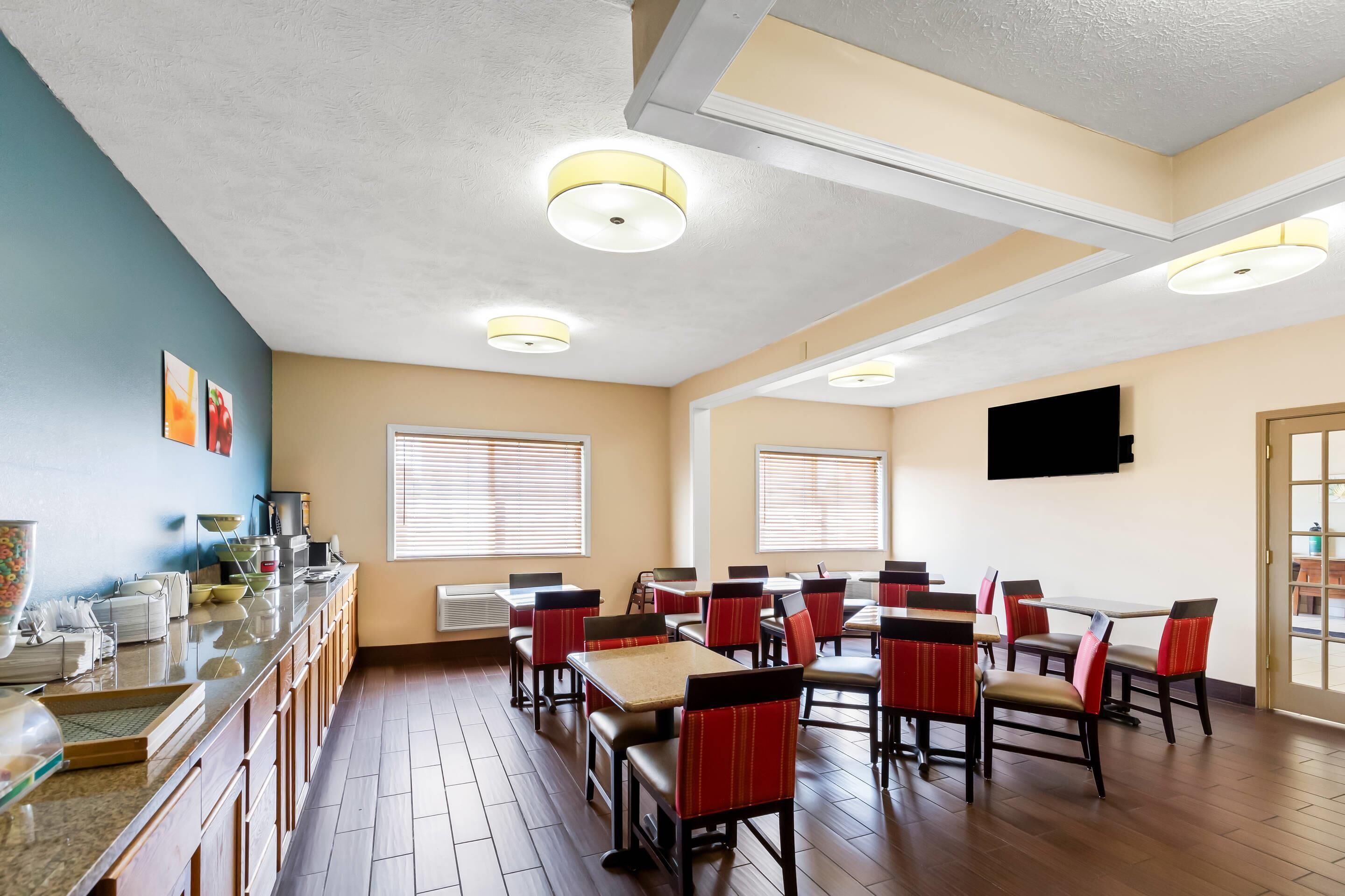 Desayuno bufé gratuito y diario