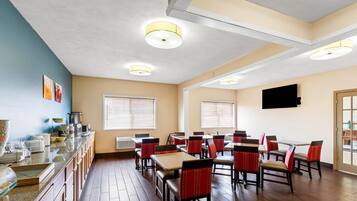 Desayuno buffet incluido todos los días