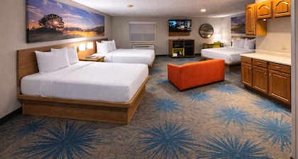 Days Inn by Wyndham Sturgis