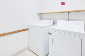 Laundry room - Days Inn by Wyndham Sturgis (Sturgis)
