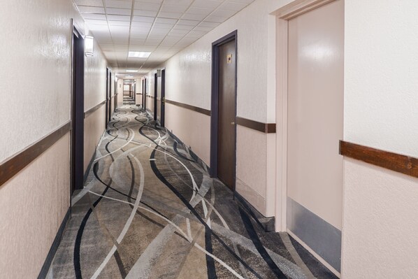 Hallway - Ramada by Wyndham Grand Junction (Grand Junction)