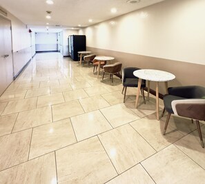 Sala de estar en el lobby