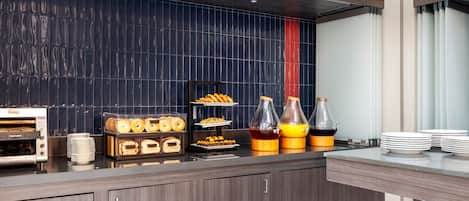 Petit déjeuner buffet compris tous les jours