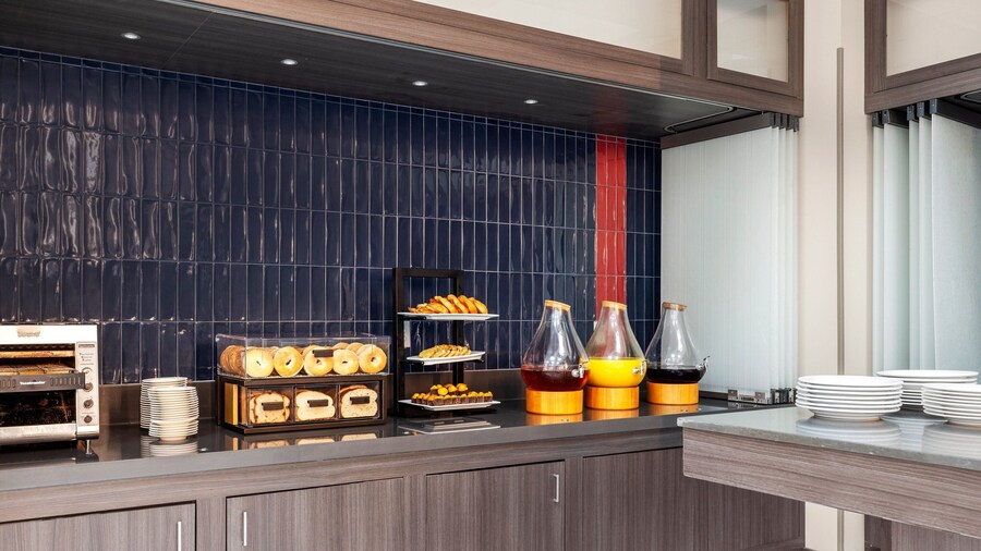 Sheraton Suites Galleria-Atlanta