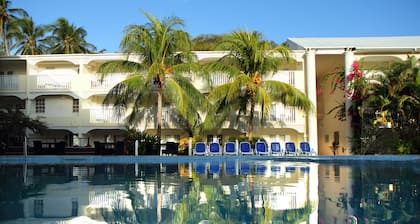 Amaryllis Beach Resort