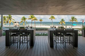 Terrace/patio - The Westin Fort Lauderdale Beach Resort (Fort Lauderdale)