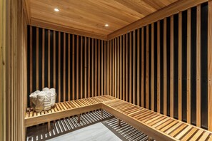 Couples treatment rooms, hot tub, steam room, body treatments