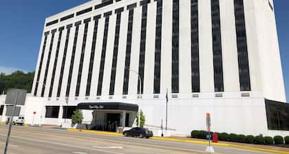 Capital Plaza Hotel