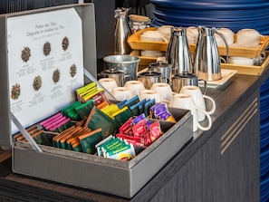 Petit déjeuner préparé sur commande (20 EUR par personne)