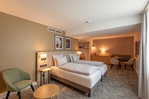Superior Room, 2 Single Beds, Accessible | 1 bedroom, hypo-allergenic bedding, in-room safe, desk - Mercure Parkhotel Mönchengladbach (Moenchengladbach)