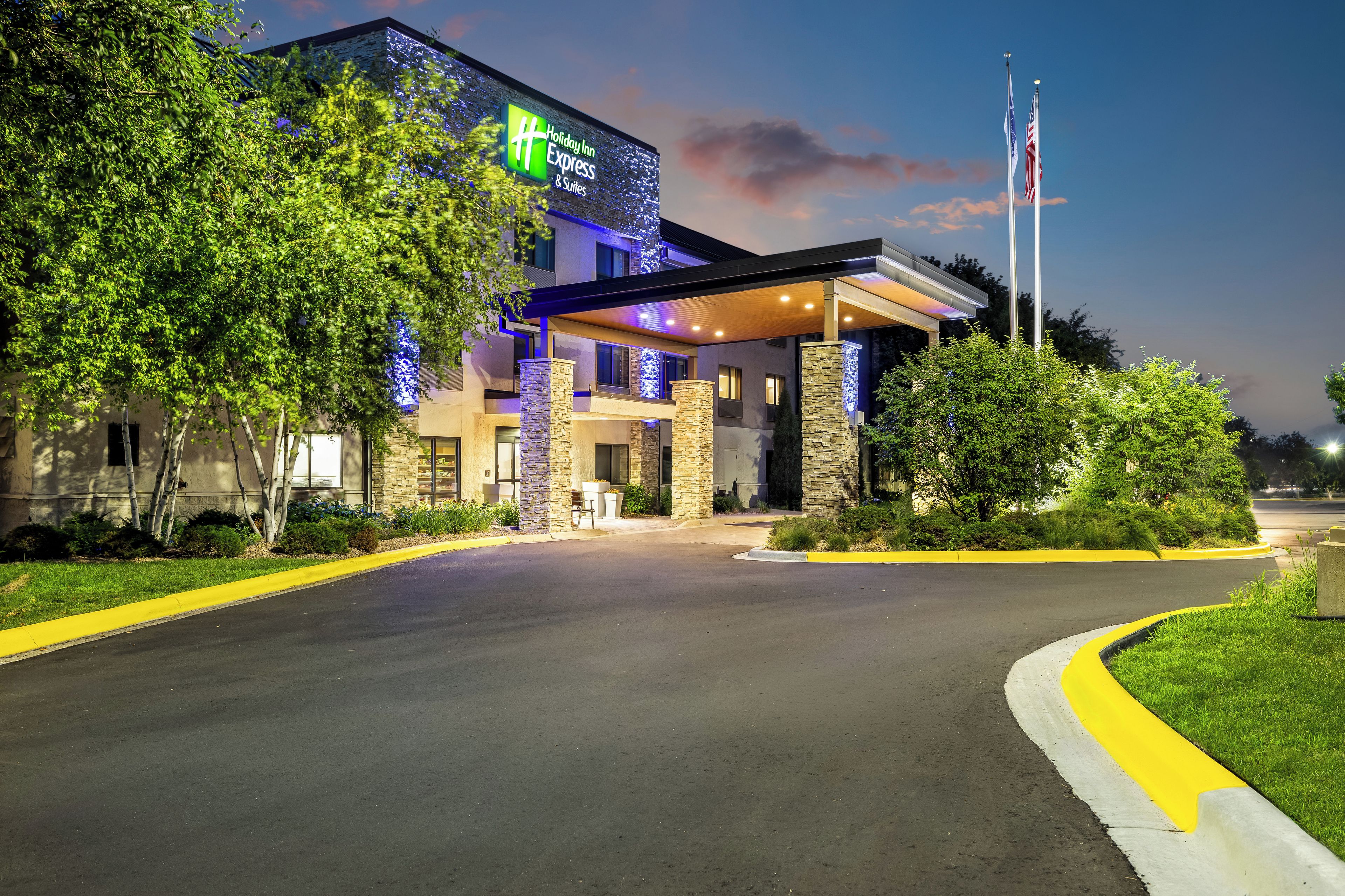 Foto - Holiday Inn Express & Suites Minneapolis - West End by IHG