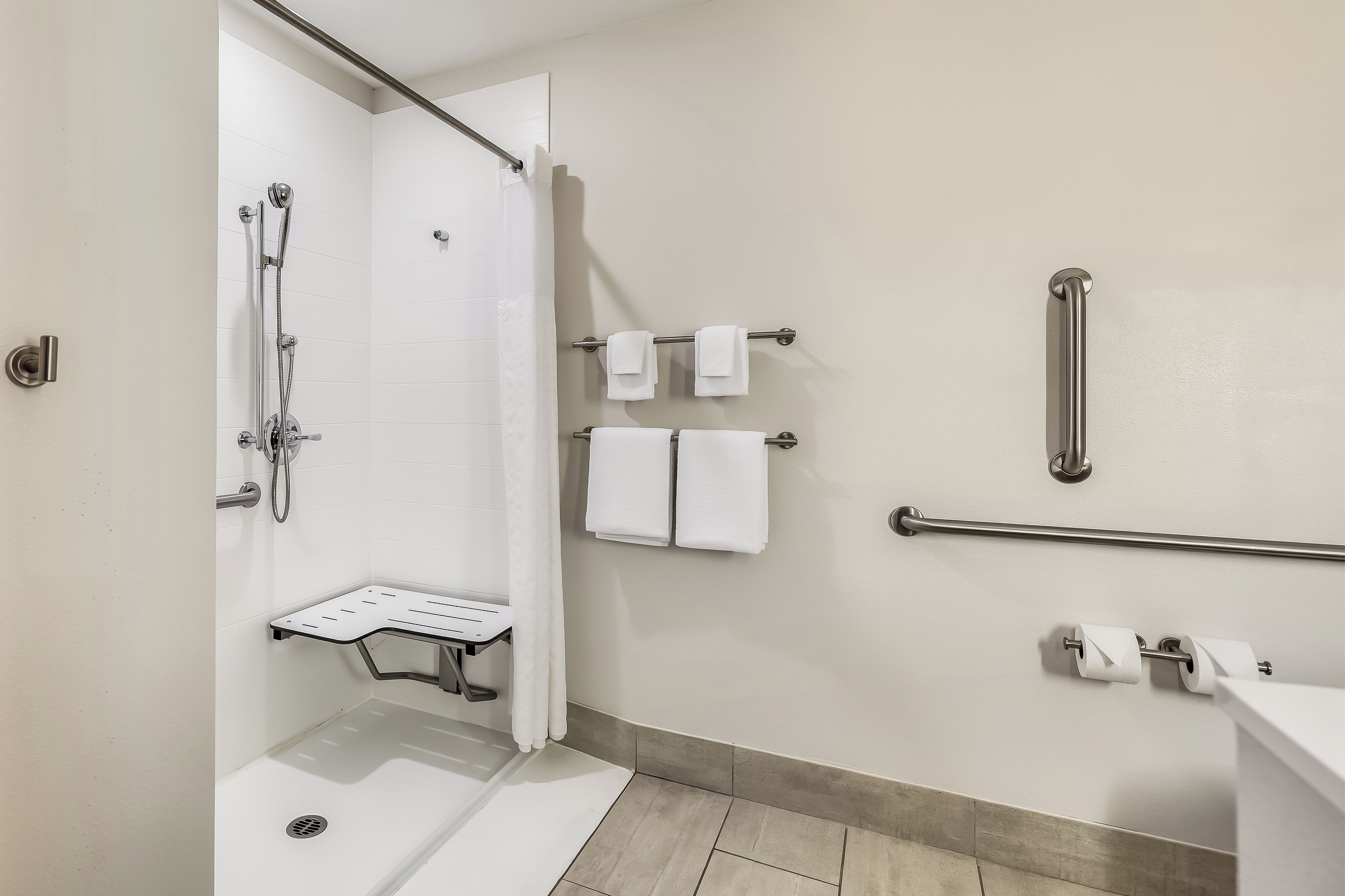 Foto - Holiday Inn Express & Suites Minneapolis - West End by IHG
