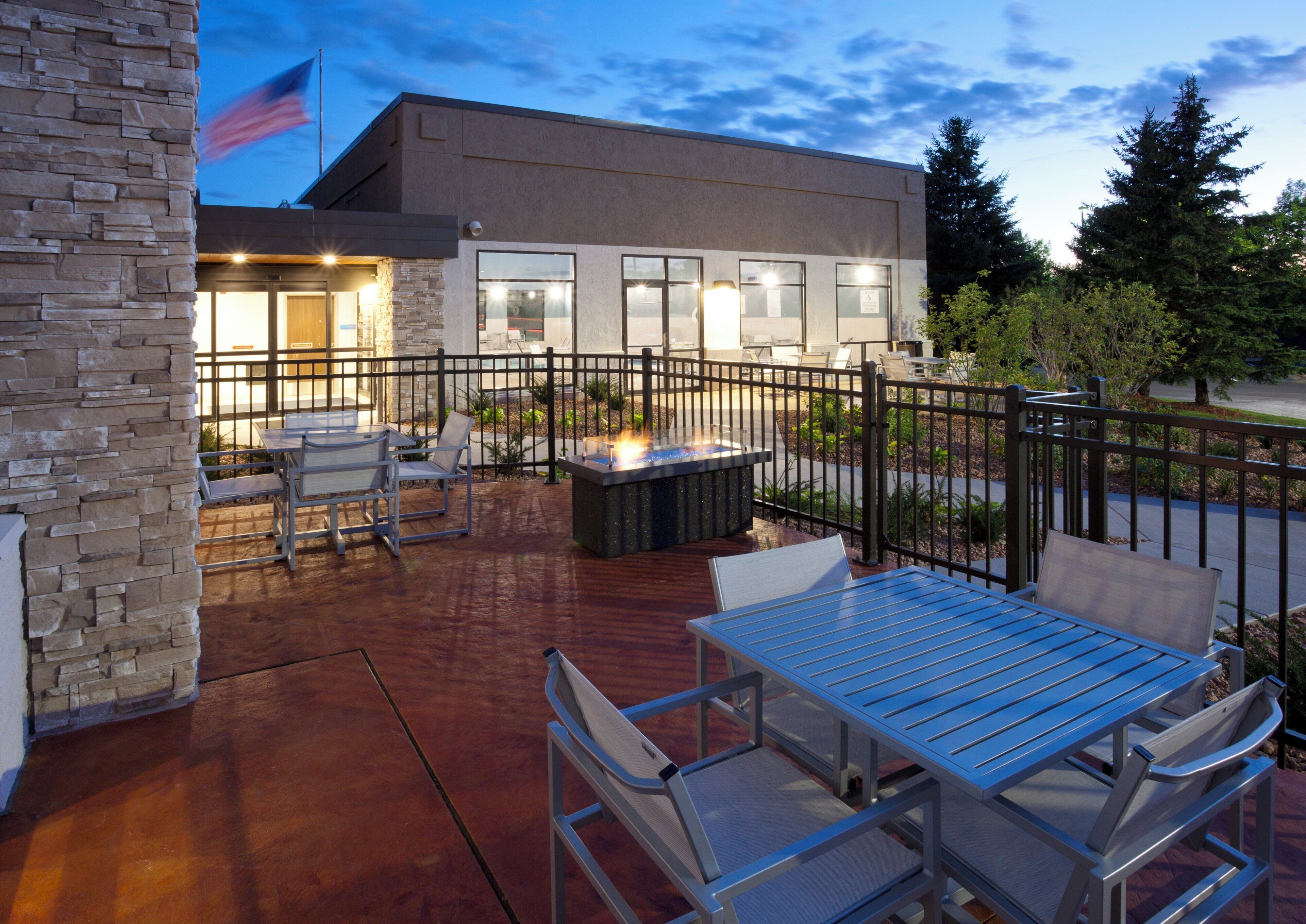 Foto - Holiday Inn Express & Suites Minneapolis - West End by IHG