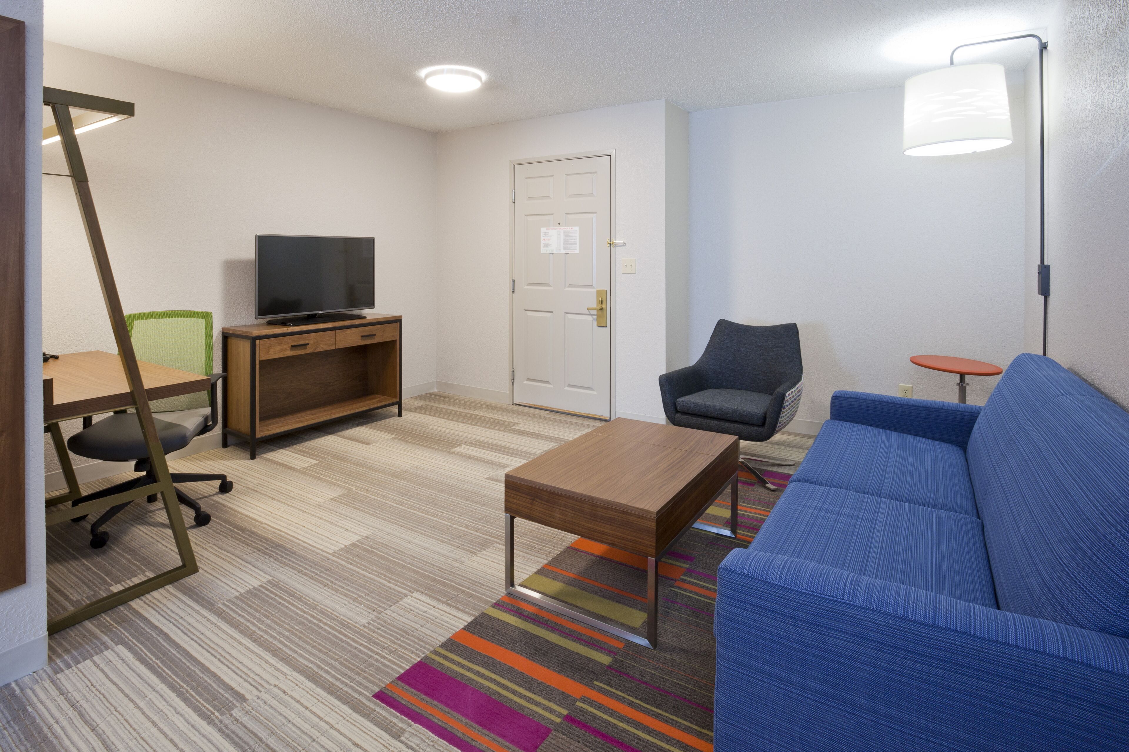 Photo - Holiday Inn Express & Suites Minneapolis - West End by IHG