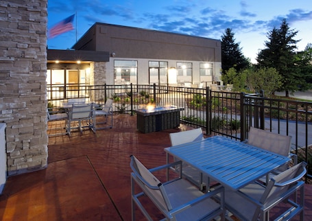 Property amenity. Holiday Inn Express & Suites Minneapolis – West End by IHG