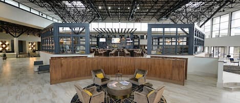 2 Restaurants; Frühstück, Mittagessen und Abendessen werden serviert