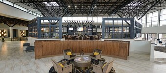 Wyndham Jacksonville Hotel & Conference Center
