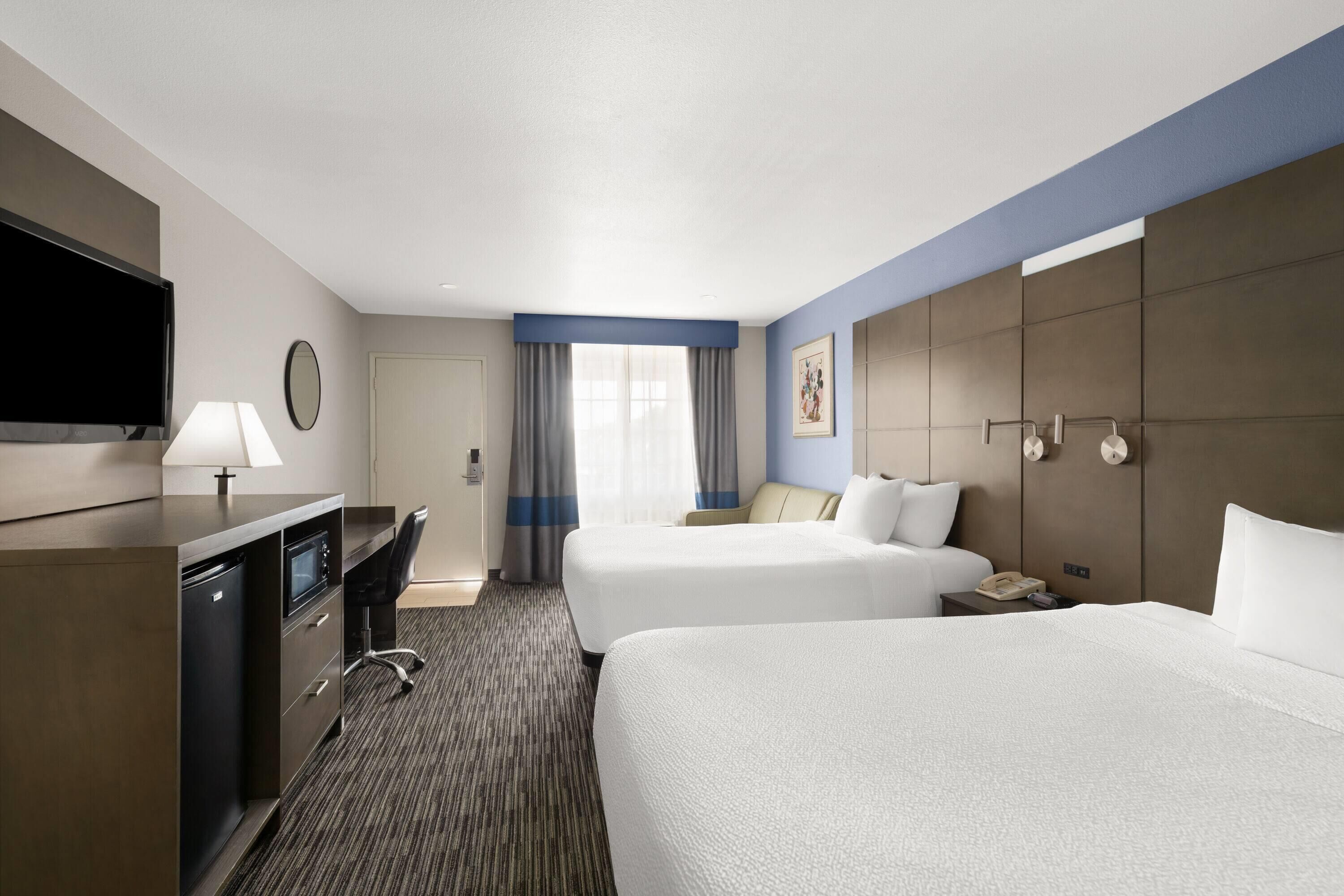 Foto - Travelodge Inn & Suites by Wyndham Anaheim on Disneyland Dr