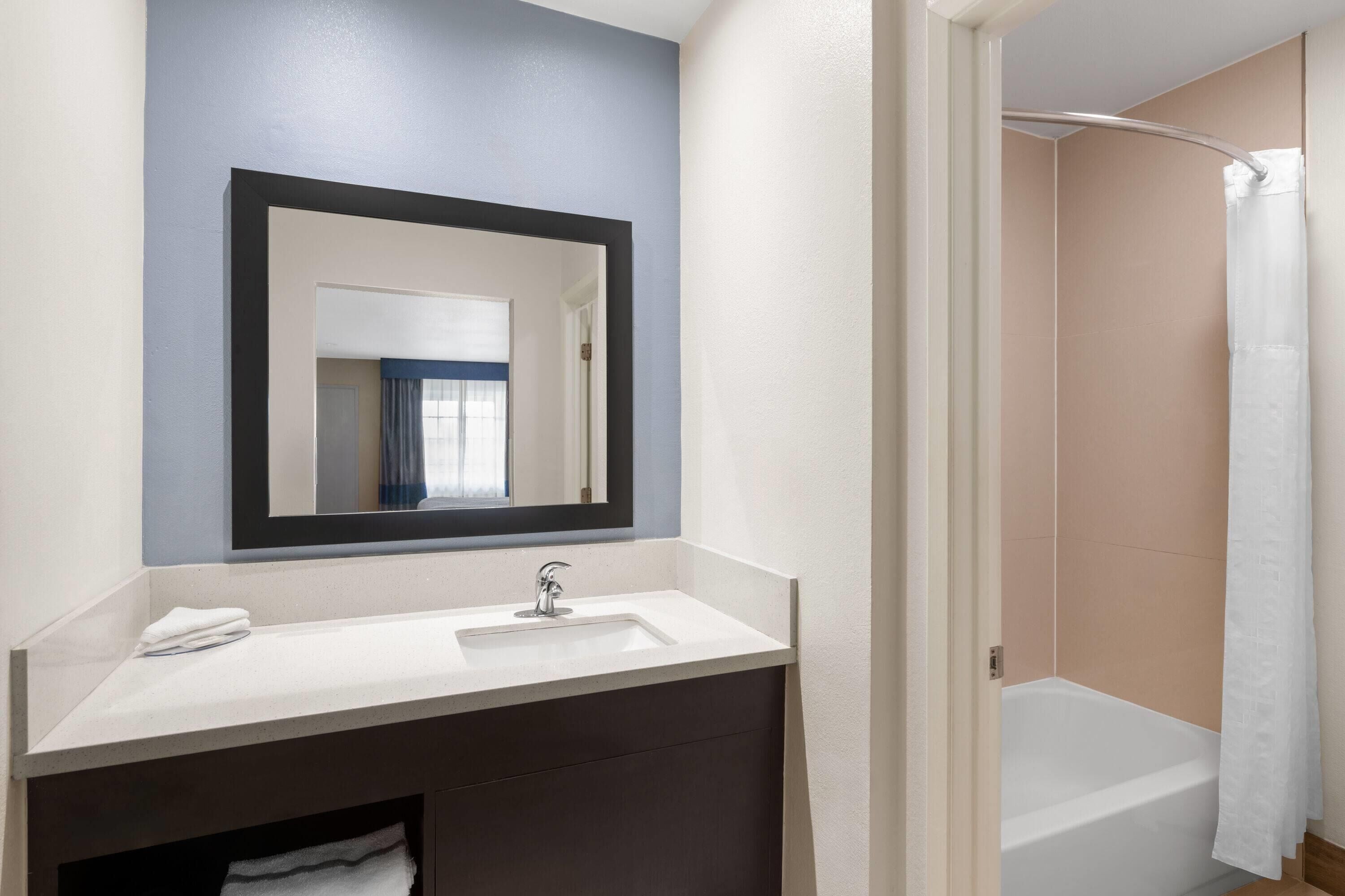 Foto - Travelodge Inn & Suites by Wyndham Anaheim on Disneyland Dr