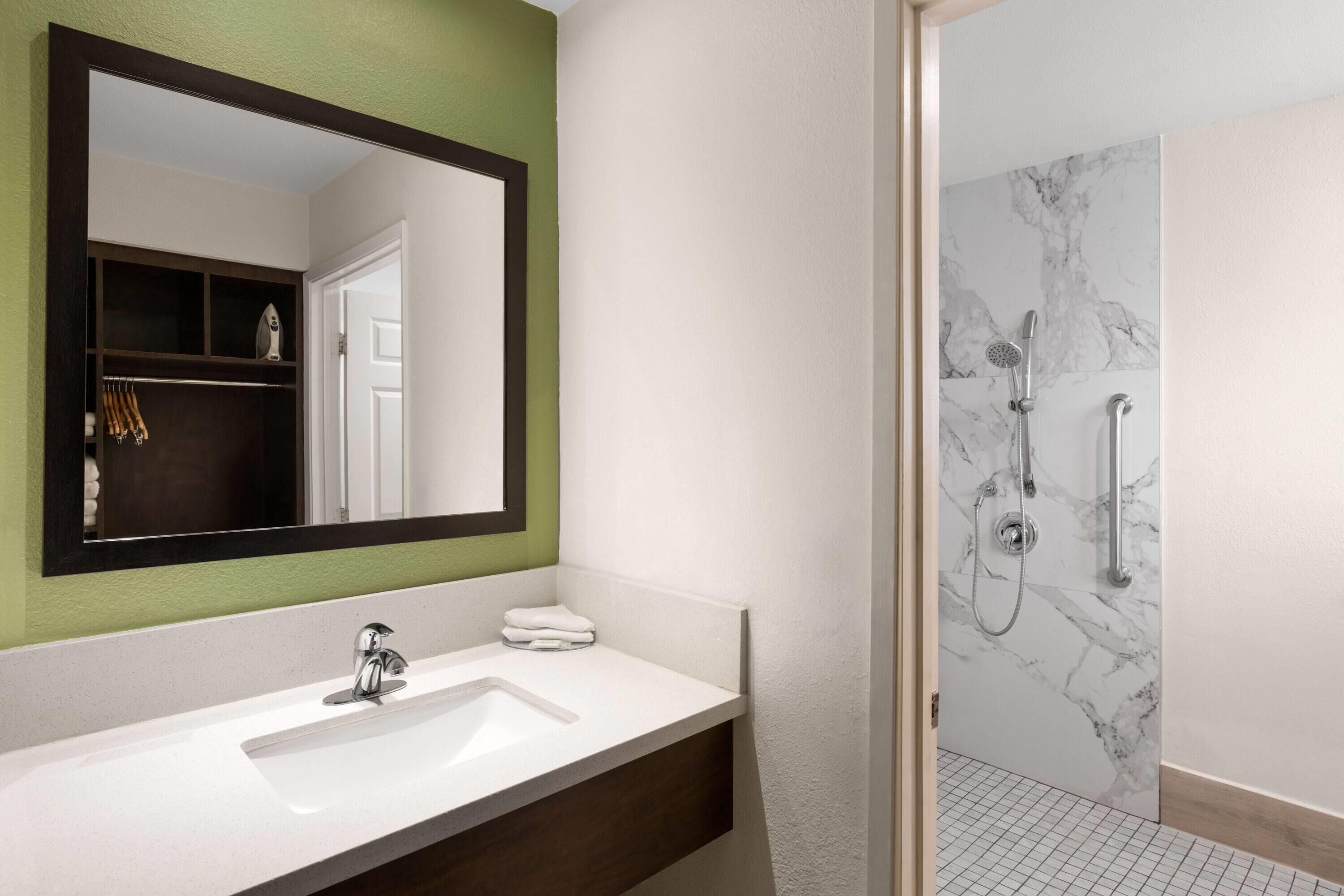 Foto - Travelodge Inn & Suites by Wyndham Anaheim on Disneyland Dr