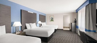 Travelodge Inn & Suites by Wyndham Anaheim on Disneyland Dr