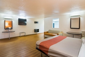 Zimmersafe, kostenloses WLAN, Bettwäsche