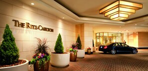 Front of property – evening/night - The Ritz-Carlton, Denver (Denver)