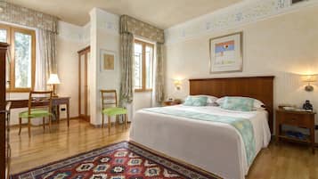 Minibar, una cassaforte in camera, ferro/asse da stiro, Wi-Fi gratuito