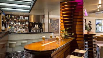 Bar (en la propiedad)