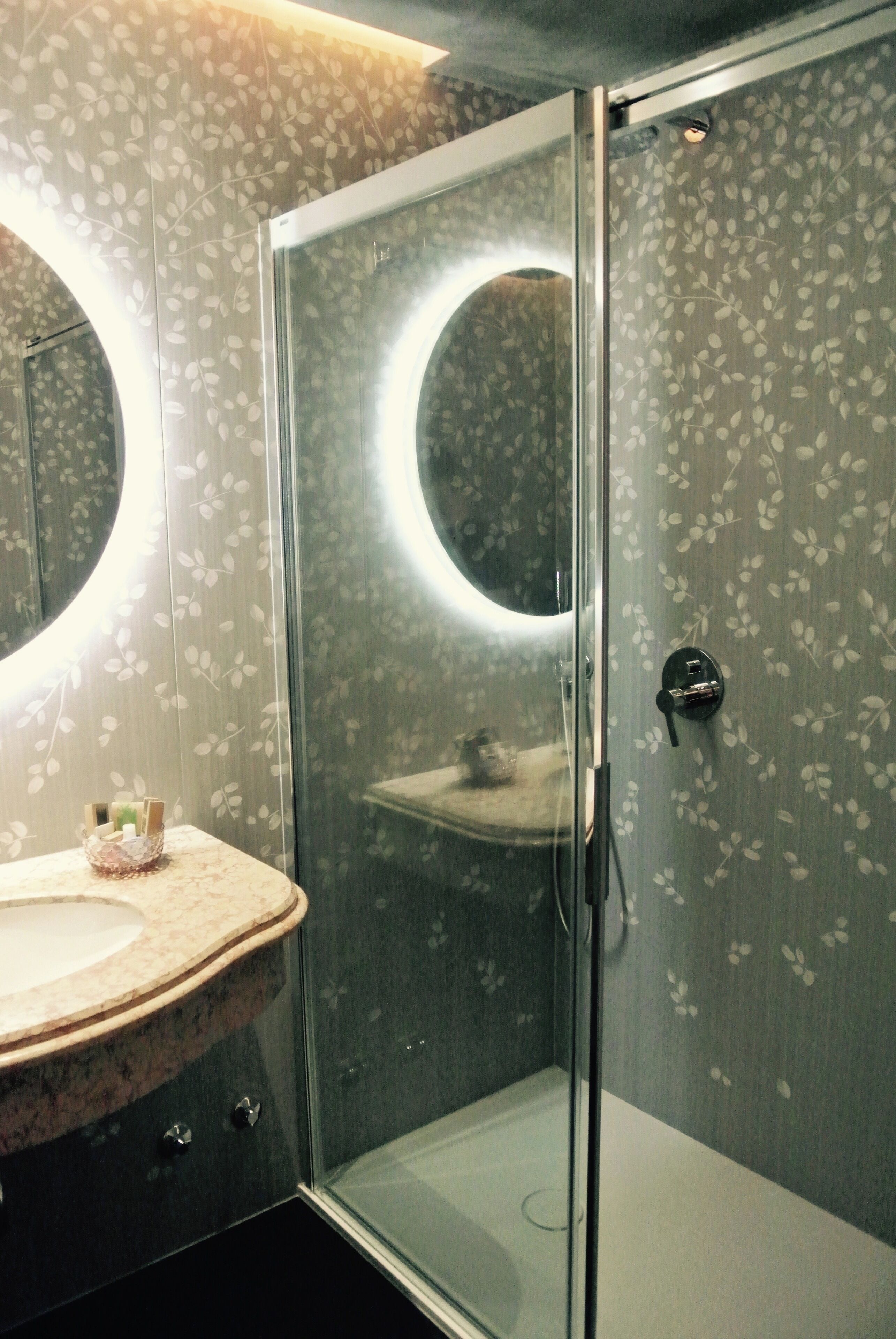 premium double room | bathroom | shower, free toiletries, hair dryer, bidet