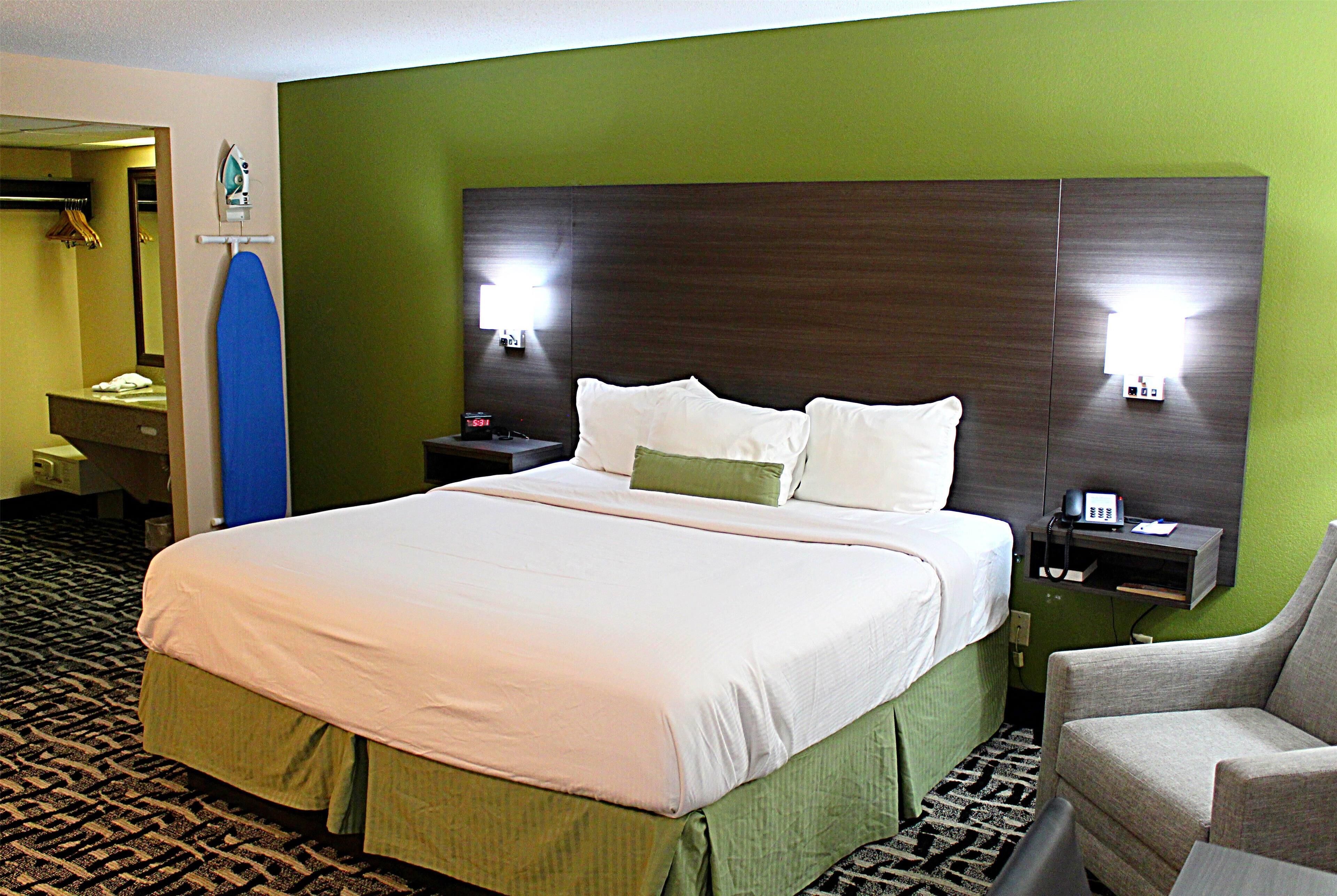 In-room safe, iron/ironing board, free cots/infant beds, rollaway beds