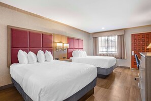Standard Room, 2 Queen Beds, Non Smoking, Refrigerator & Microwave - Best Western Inn (Santa Cruz)