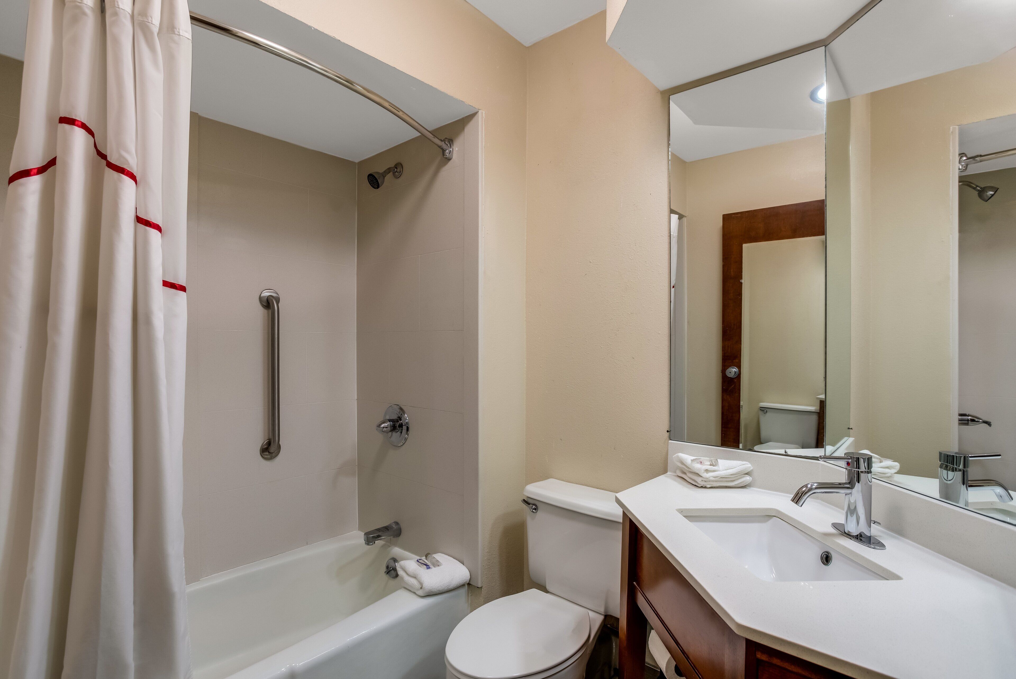 Photo - Red Roof Inn Nashville - Music City