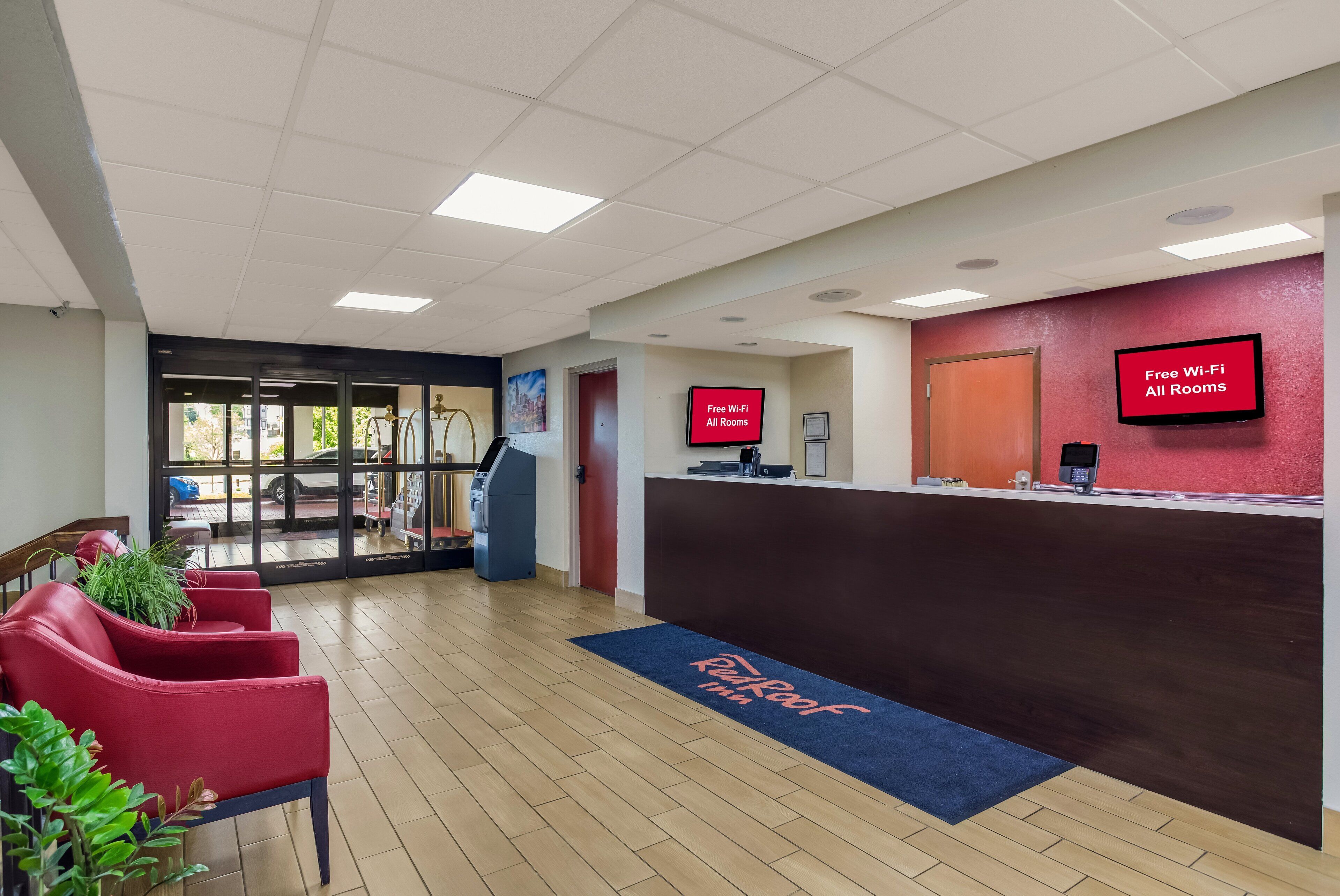 Photo - Red Roof Inn Nashville - Music City