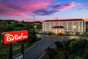 Unclassified image, 5 of 37, button - Red Roof Inn Nashville - Music City (Nashville)