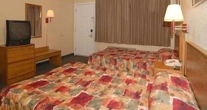 Rodeway Inn Lewisburg