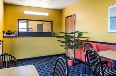 Rodeway Inn Lewisburg