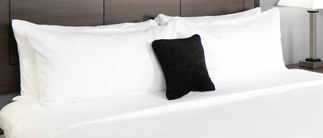 Premium bedding, in-room safe, desk, laptop workspace