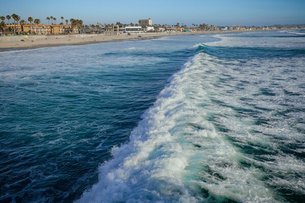 Una playa cerca, buceo