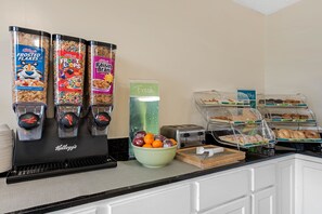 Petit déjeuner buffet compris tous les jours