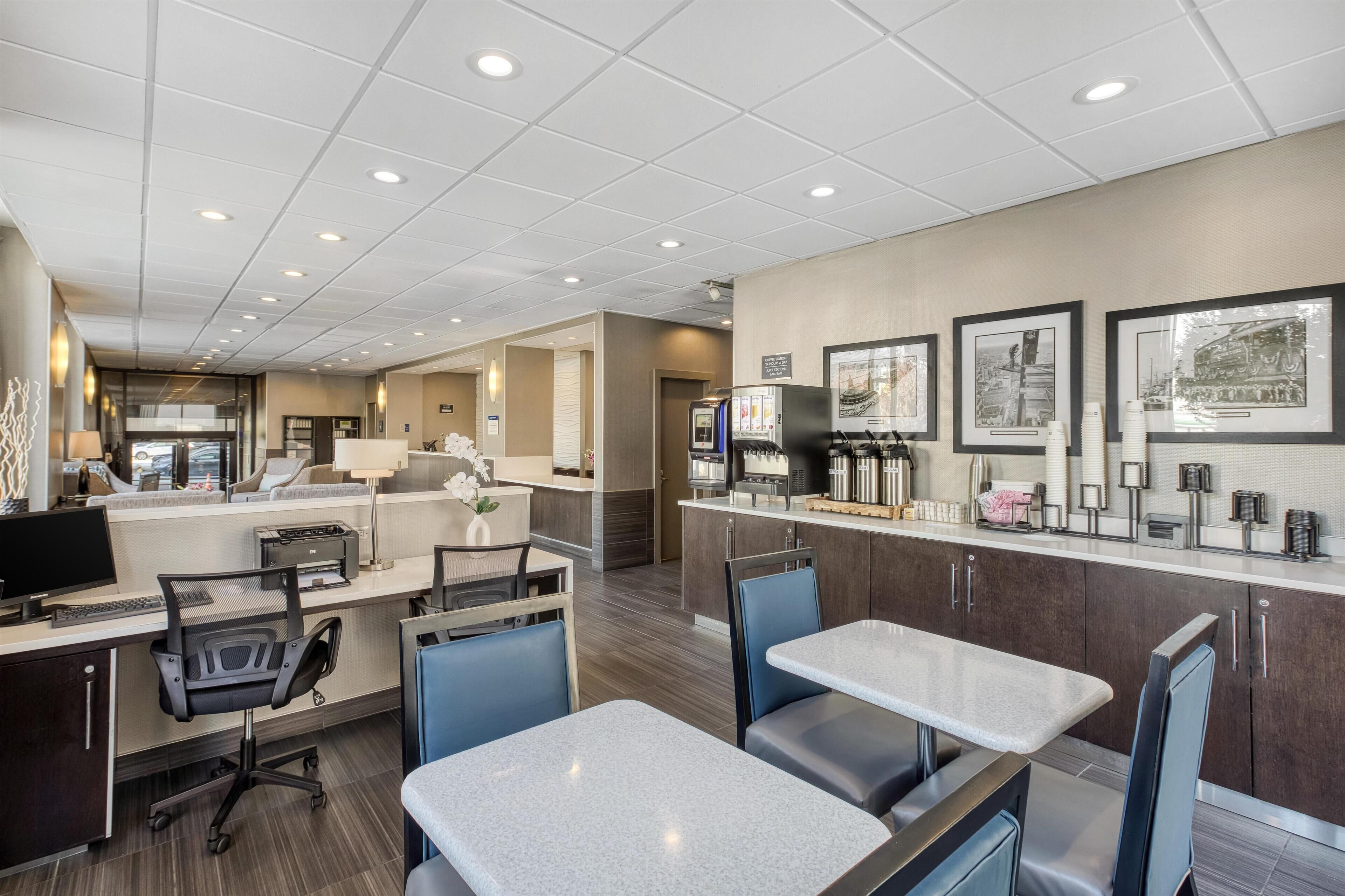 Daily cooked-to-order breakfast for a fee