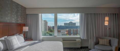 Premium bedding, minibar, in-room safe, desk