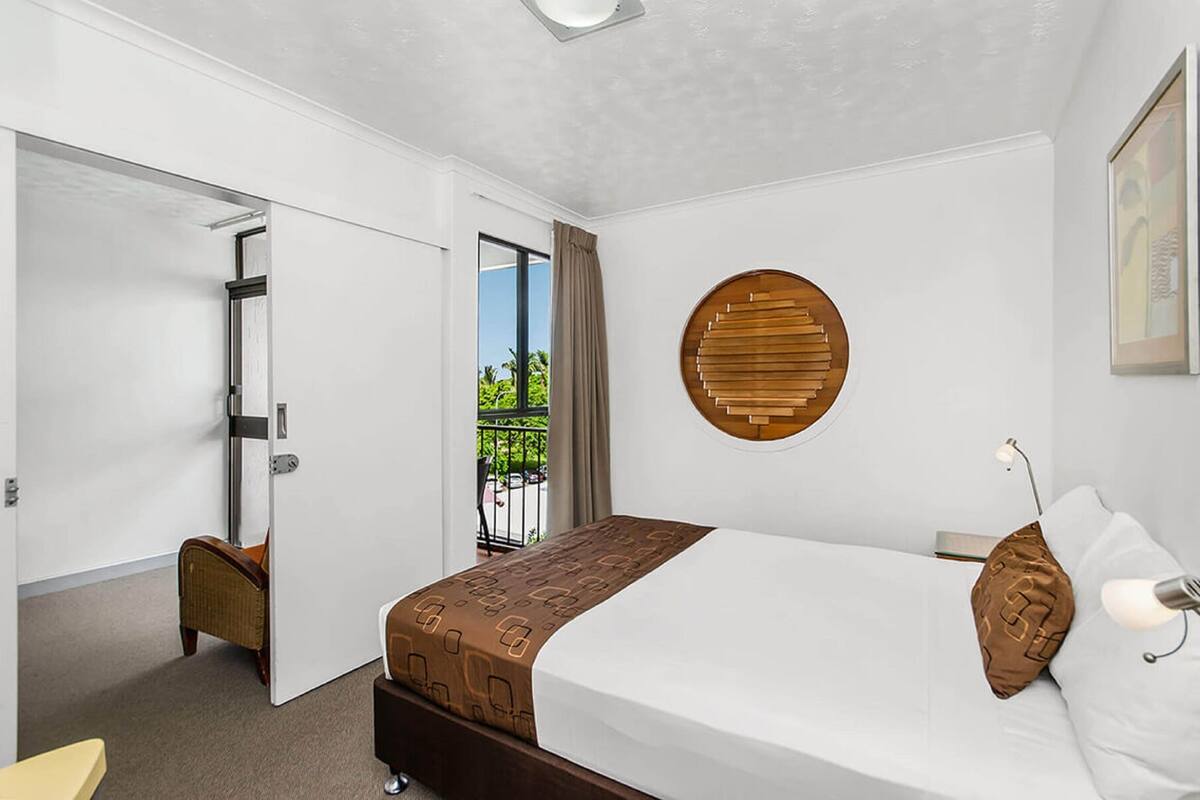 standard apartment, 1 bedroom | 1 bedroom, individually decorated, individually furnished, desk