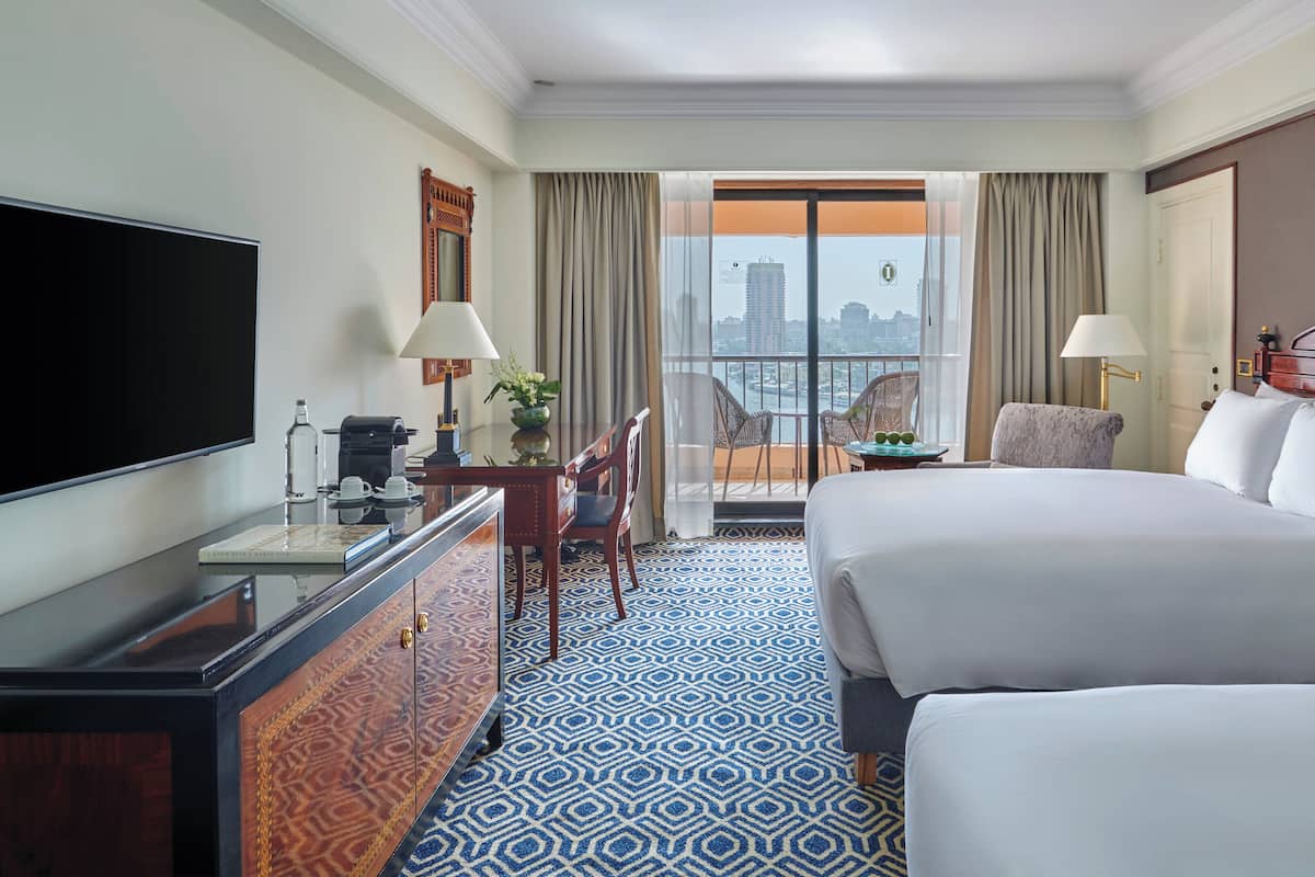 Classic Room, 1 King Bed, Accessible, Club Lounge Access (Nile View) | Egyptian cotton sheets, premium bedding, down comforters, pillowtop beds