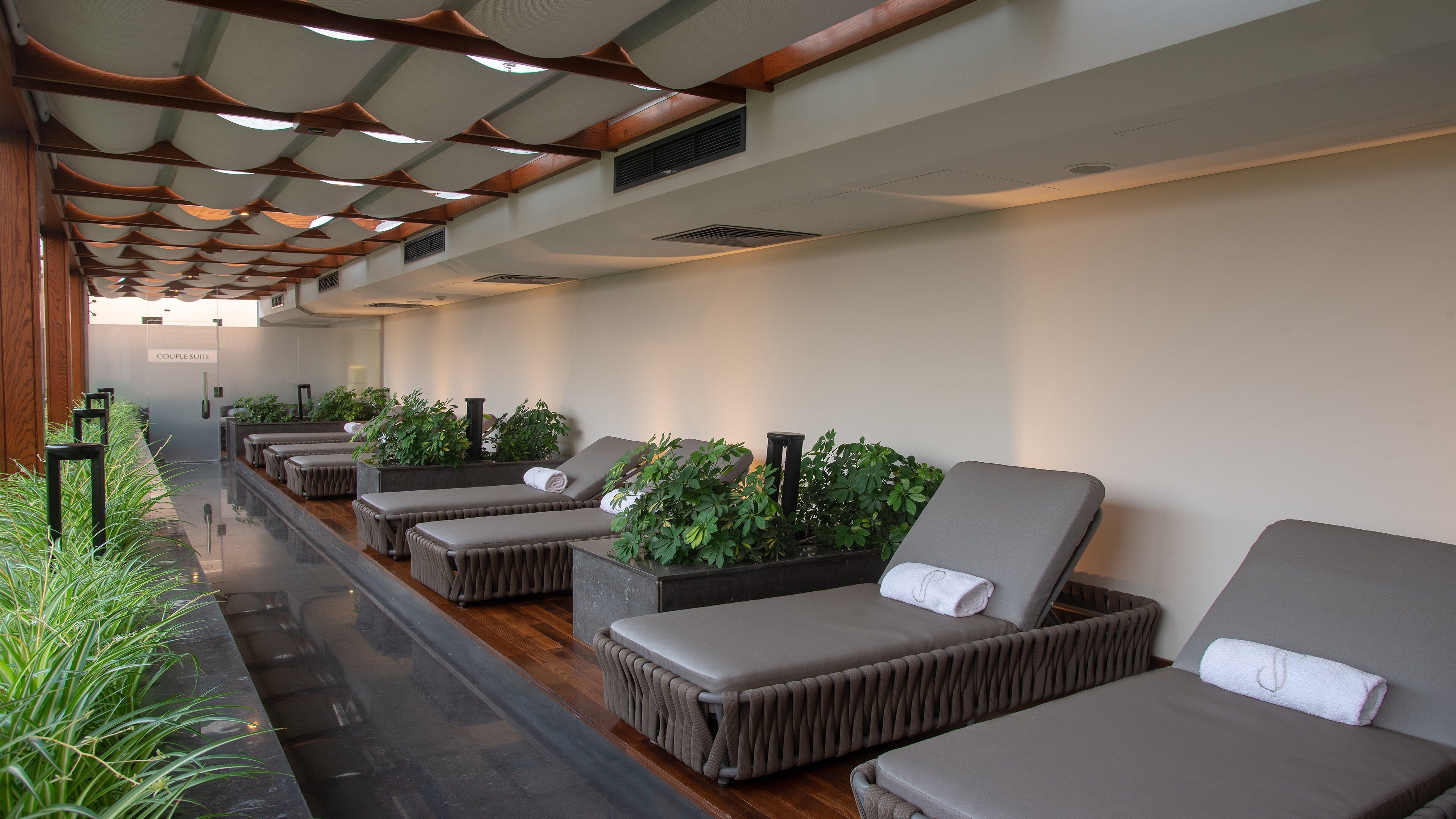 couples treatment room(s), sauna, hot tub, steam room