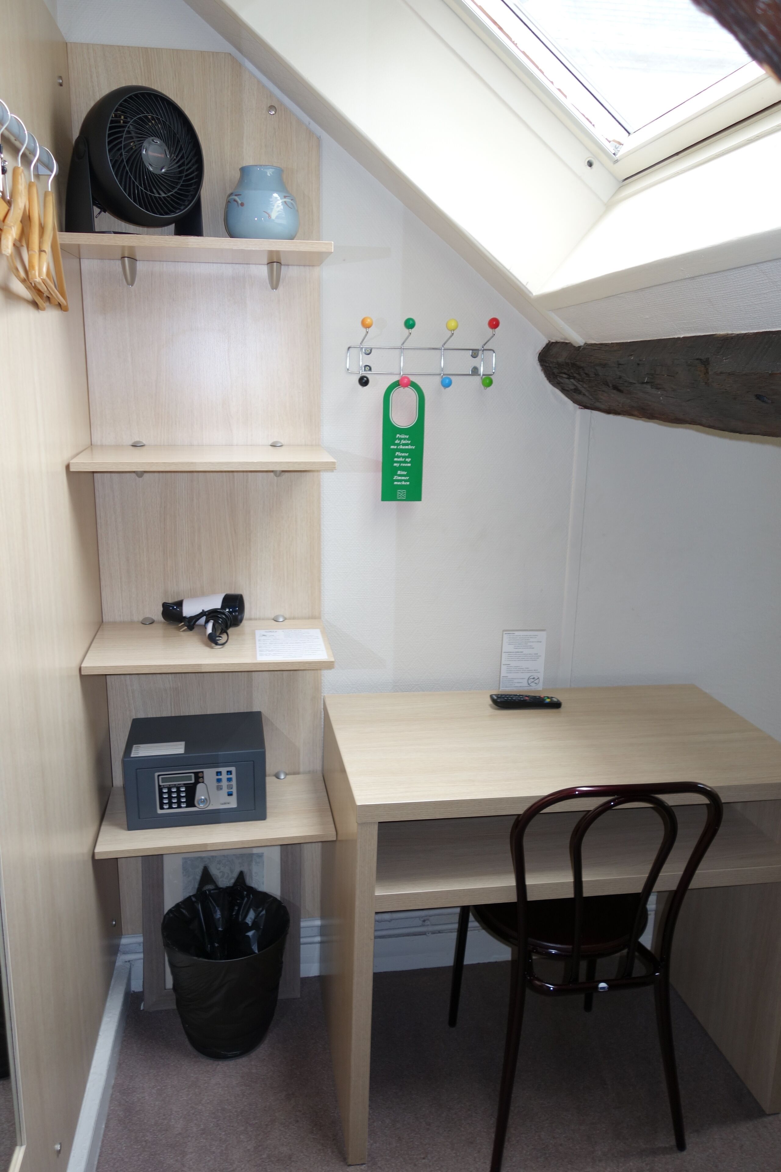 single room | in-room safe, desk, blackout curtains, iron/ironing board