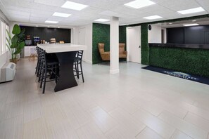 Lobby - Days Inn by Wyndham Acworth (Acworth)
