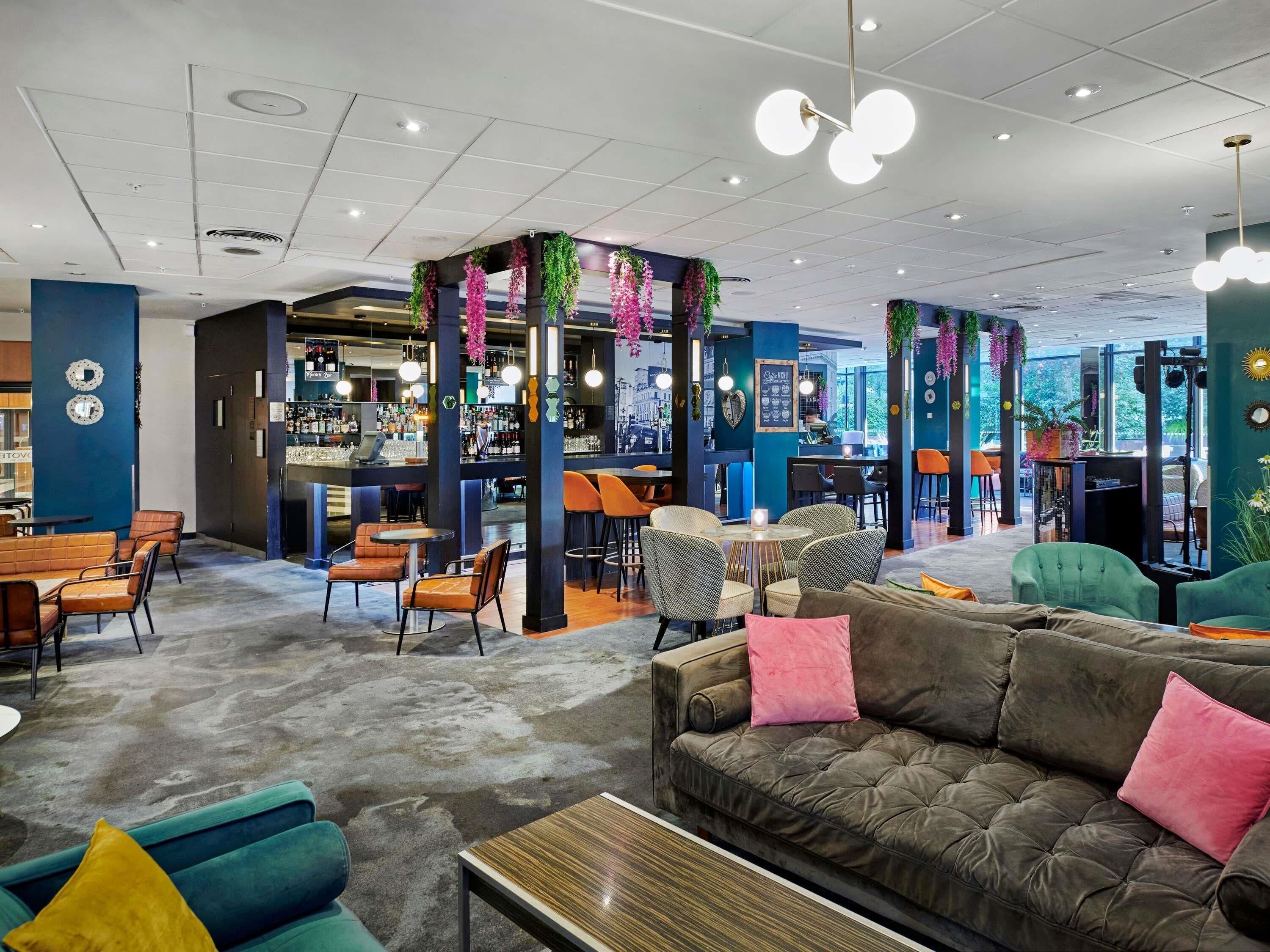 Bar (en el alojamiento)