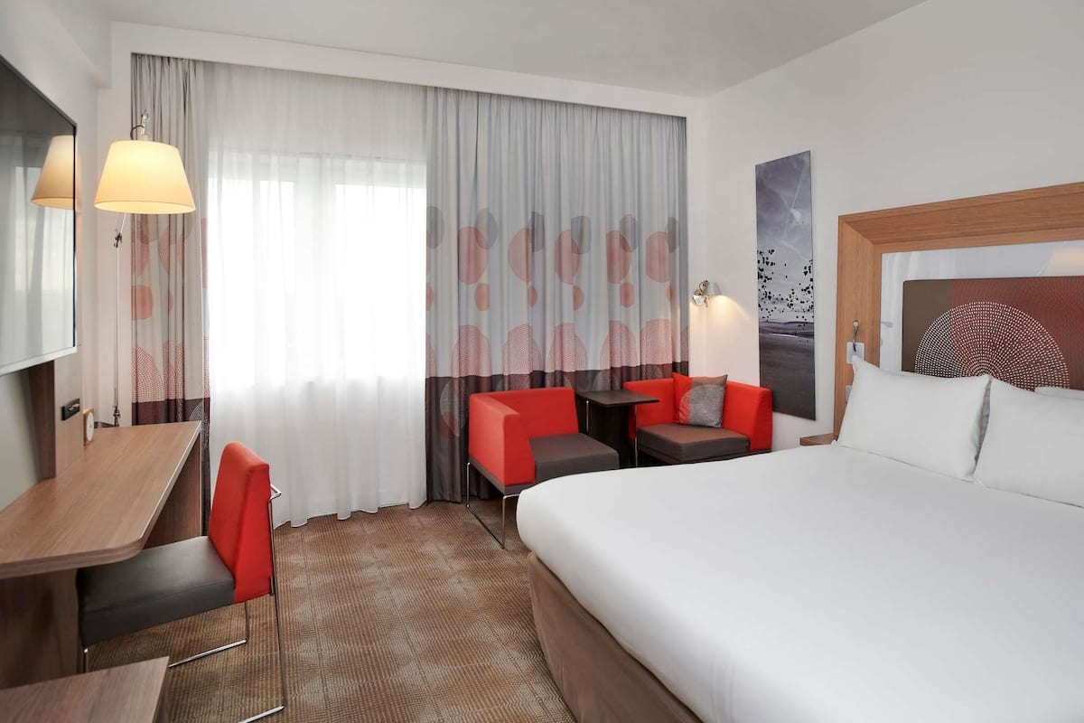 Premier Room, 1 Queen Bed (Executive)